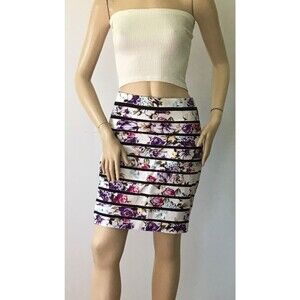 NEW WHITE HOUSE BLACK MARKET Floral Print Pencil Skirt (Size 4)